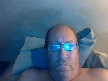 Stripchat Sex Cam of hornyrich69