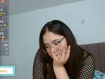 Stripchat Live Sex Cam of lauxury_