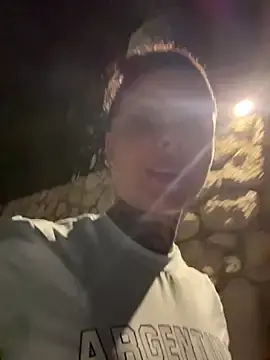 Stripchat Sex Cam of lucyrossink