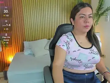 Stripchat Sex Chat of nahia_13