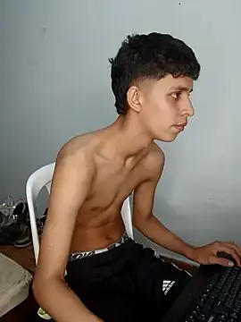 Stripchat Best live sex cam show of Alayn_sexy_ayes