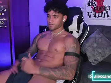 Stripchat Adult Webcam of Alessandro_Vanni