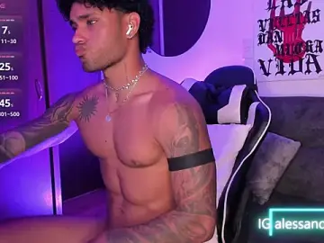 Stripchat Live Sex Cam of Alessandro_Vanni