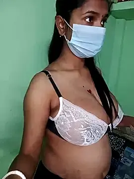 Stripchat Nude Webcam of Cute-Kaashvi