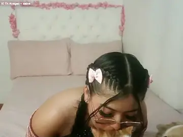 Stripchat Adult Webcam of AbrilVelastegui7