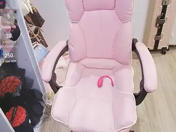 Stripchat Live Sex Cam of Nana_Chu