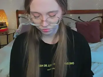 Stripchat Live Porn of miya_soft