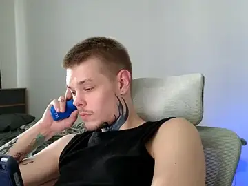 Stripchat Live Porn of DENIS_HERE