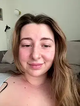 Stripchat Free Live Porn of curvyflawless