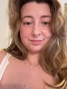 Stripchat Adult Video Chat of curvyflawless