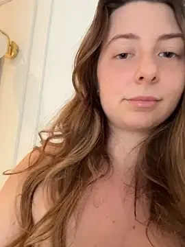 Stripchat Adult Webcam of curvyflawless