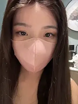 Stripchat Free Porn Cam of gougou13