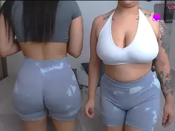 Stripchat Sex Cam of valeria4