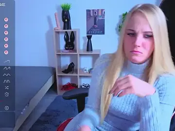 Stripchat Free Porn Cam of Emmi_crystal