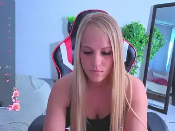 Stripchat Adult Webcam of Emmi_crystal