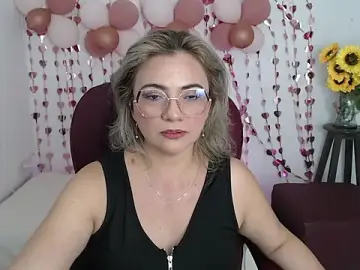 Stripchat Nude Webcam of Ghada_milf