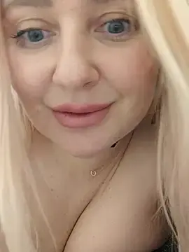 Stripchat Private Sex Chat of LadyLolyPop_