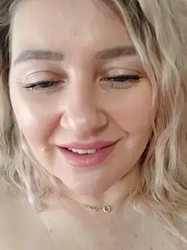 Stripchat Live Sex of LadyLolyPop_