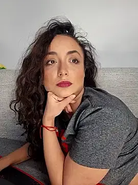 Stripchat Free Porn Cam of LilithBlaze_