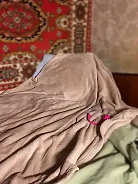 Stripchat Watch Live Sex Cams of Nenssy555