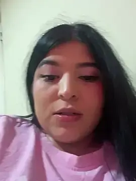 Stripchat Live Sex Cam of Vliacoooper2