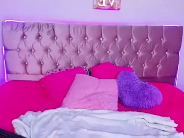 Stripchat Nude Webcam of Alice_Summer1