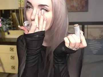 Stripchat Adult Video Chat of MaeEversley