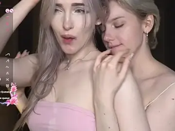 Stripchat Live Sex Cam of MaeEversley