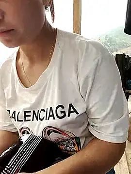 Stripchat Live Sex of Cute-flowers