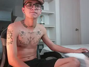 Stripchat Live Sex of Nico_viper_1