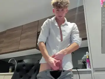 Stripchat Watch Live Sex Cams of DominantAlex18