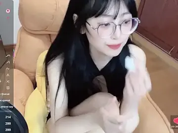 Stripchat Sex Cam of Nice2C-