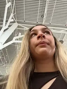 Stripchat Best live sex cam show of SashaCatt