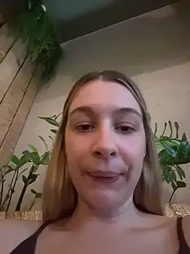 Stripchat Watch Live Sex Cams of SashaCatt