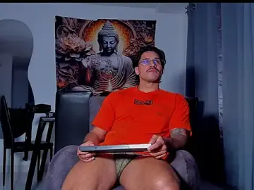 Stripchat Sex Cam of Valentino_Dosantos_