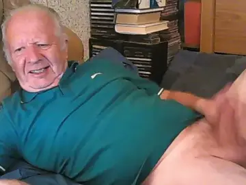 Stripchat Free Porn Cam of Will_bzzz