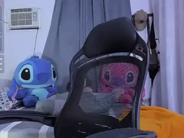 Stripchat Live Sex Cam of sweetfabianaxl