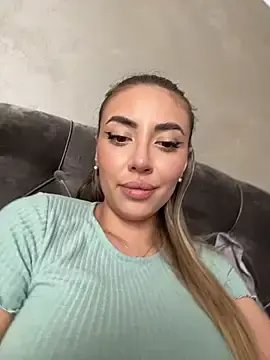 Stripchat Free Live Porn of BabesGoWild