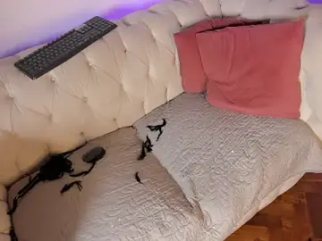 Stripchat Best live sex cam show of Lara_reynolds_