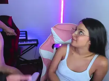 Stripchat Sex Chat of jessi_and_boy