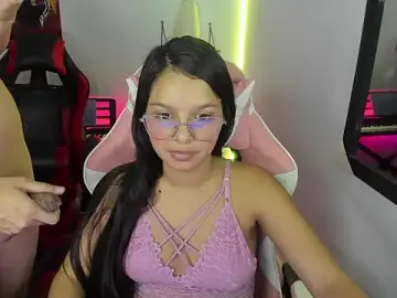 Stripchat Live Sex of jessi_and_boy