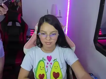 Stripchat Live Sex of jessi_and_boy