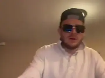 Stripchat Live Sex of mr_mrs_glitter