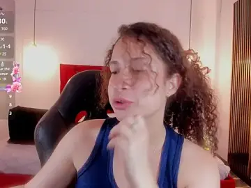 Stripchat Sex Cam of NoaMalak7