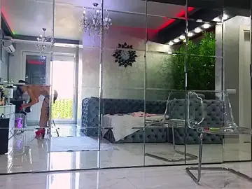 Stripchat Adult Webcam of Theowonder