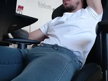 Stripchat Adult Webcam of marioslim