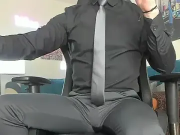 Stripchat Nude Webcam of marioslim