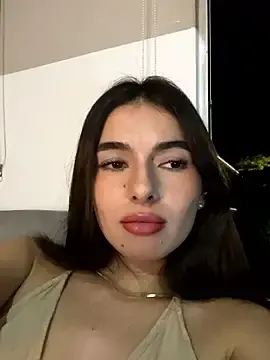 Stripchat Best live sex cam show of Coralinee_01