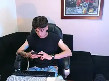 Stripchat Best live sex cam show of Derekswan