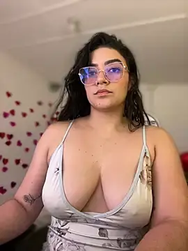 Stripchat Nude Webcam of Lia_flowers